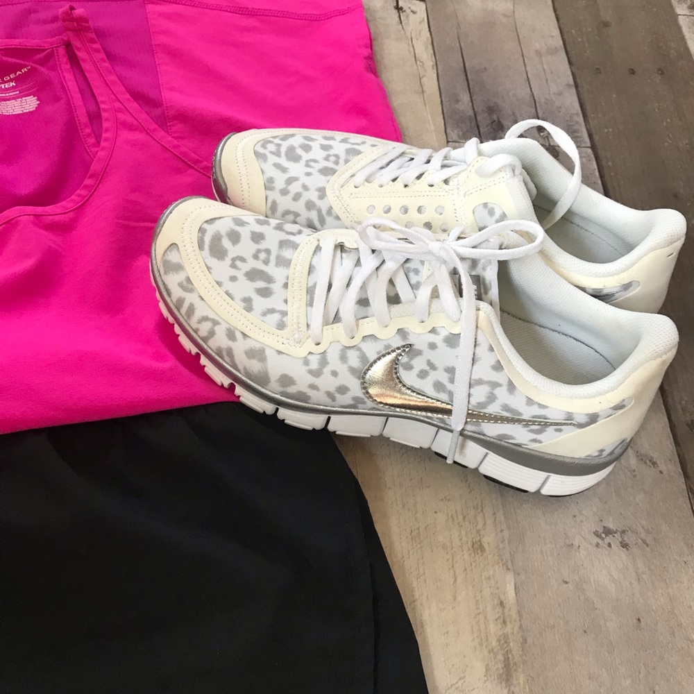 Women’s Nike Leopard Free Run Sneakers